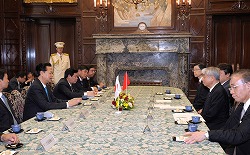 グエン・タン・ズン・ベトナム社会主義共和国首相一行の参議院訪問（平成23年10月31日）の写真　クリックすると拡大写真がご覧いただけます