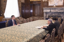 イエルラン・ケネスーウリ・バウダルベック・コジャタエフ駐日カザフスタン共和国特命全権大使の参議院訪問（平成28年10月4日）の写真　クリックすると拡大写真がご覧いただけます