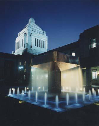 The Diet Building that was lighted up