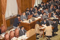 委員部職員