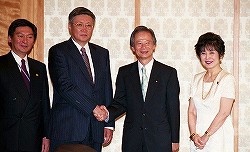 サンジャー・バヤル・モンゴル国首相一行の参議院訪問（平成21年7月16日）の写真　クリックすると拡大写真がご覧いただけます