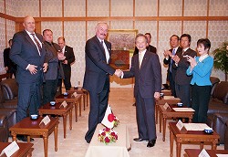 プシェミスル・ソボトカ・チェコ共和国上院議長一行の参議院訪問の写真（平成21年11月30日）の写真　クリックすると拡大写真がご覧いただけます