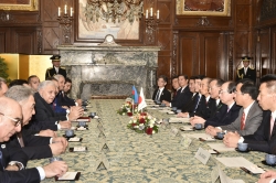 オグタイ・アサドフ・アゼルバイジャン共和国議会議長一行の参議院訪問（平成27年4月22日）の写真　クリックすると拡大写真がご覧いただけます
