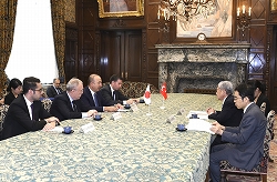 トルコ共和国外務大臣一行の参議院訪問（平成30年11月6日）の写真　クリックすると拡大写真がご覧いただけます