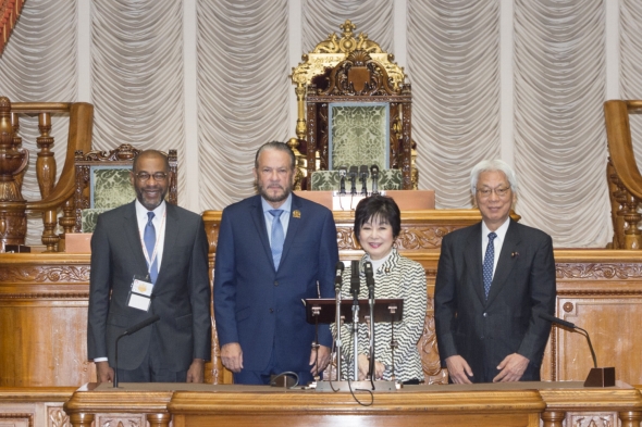 トーマス・タバレス＝フィンソン・ジャマイカ上院議長の参議院訪問（令和元年10月23日）の写真　クリックすると元ファイルに戻ります