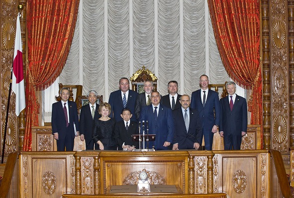 ブルガリア共和国首相一行参議院訪問（平成23年1月25日）の写真その２　クリックすると拡大写真がご覧いただけます