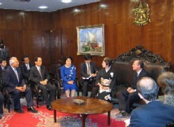 カリェイロス・ブラジル上院議長との会談の写真 クリックすると拡大写真がご覧いただけます