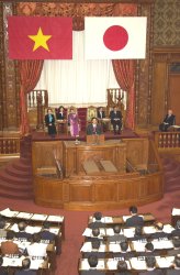ベトナム首相夫妻歓迎会(平成18年10月19日)の写真 クリックすると拡大写真がご覧いただけます