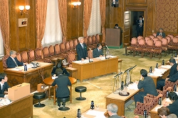 予算委員会公聴会(平成19年3月15日)の写真 クリックすると拡大写真がご覧いただけます
