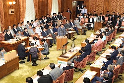 決算委員会締めくくり総括質疑(平成21年6月29日)の写真 クリックすると拡大写真がご覧いただけます