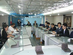フィリピン国家経済開発庁(平成21年10月11~19日)の写真 クリックすると拡大写真がご覧いただけます