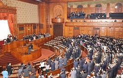 チェコ共和国上院議長一行参議院訪問(平成21年11月30日)の写真その1 クリックすると拡大写真がご覧いただけます