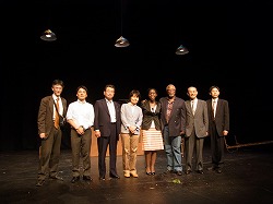 マーケットシアター文化無償(ヨハネスブルグ)(平成24年1月28日~2月6日)の写真 クリックすると拡大写真がご覧いただけます