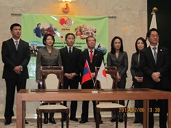 草の根無償署名式(モンゴル)(平成24年2月5日~11日)の写真 クリックすると拡大写真がご覧いただけます