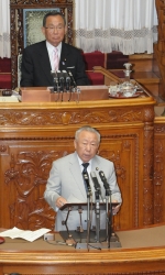 国民生活のためのデフレ脱却及び財政再建に関する調査会中間報告(平成26年6月13日)の写真 クリックすると拡大写真がご覧いただけます
