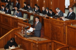 参議院代表質問(2日目)(平成27年2月18日)の写真 クリックすると拡大写真がご覧いただけます