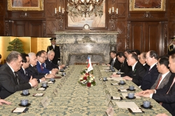 オグタイ・アサドフ・アゼルバイジャン共和国議会議長一行参議院訪問(平成27年4月22日)の写真 クリックすると拡大写真がご覧いただけます