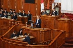 平成27年度補正予算議決、平成26年度決算の概要報告・質疑(平成28年1月20日)の写真 クリックすると拡大写真がご覧いただけます