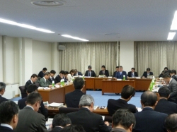 福島県庁における意見交換会(福島市)(平成28年2月9日)の写真 クリックすると拡大写真がご覧いただけます