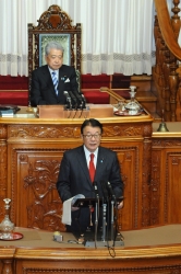 北朝鮮による弾道ミサイル発射に抗議する決議(平成29年3月8日)の写真 クリックすると拡大写真がご覧いただけます