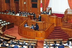 ACSA(物品役務相互提供協定)の参議院本会議における趣旨説明及び質疑(平成29年3月31日)の写真 クリックすると拡大写真がご覧いただけます