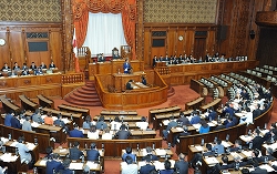 参議院代表質問(2日目)(平成30年10月31日)の写真 クリックすると拡大写真がご覧いただけます