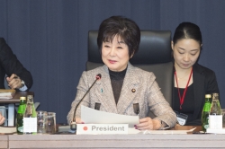 第6回G20国会議長会議(P20)における山東参議院議長による会議主宰(令和元年11月4日)クリックすると拡大写真がご覧いただけます