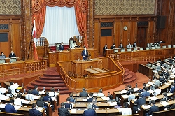 デジタル社会形成基本法案等を議決(令和3年5月12日)クリックすると拡大写真がご覧いただけます