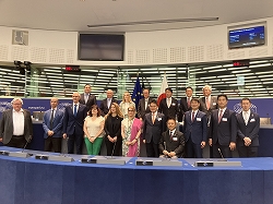 第41回日本・EU議員会議への参議院代表団の派遣(令和5年7月21日)写真その4 クリックすると拡大写真がご覧いただけます