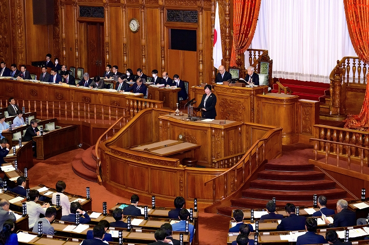 参議院代表質問(令和6年10月8日)クリックすると拡大写真がご覧いただけます