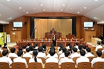 会場に入場